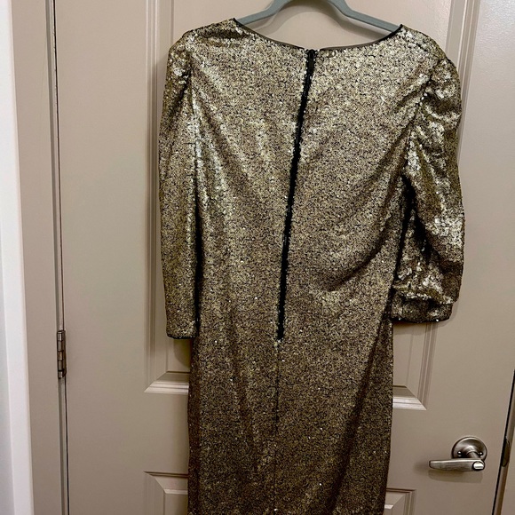 Dress - Picture 3 of 3